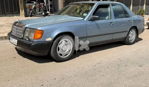 Mercedes-Benz 230 1988