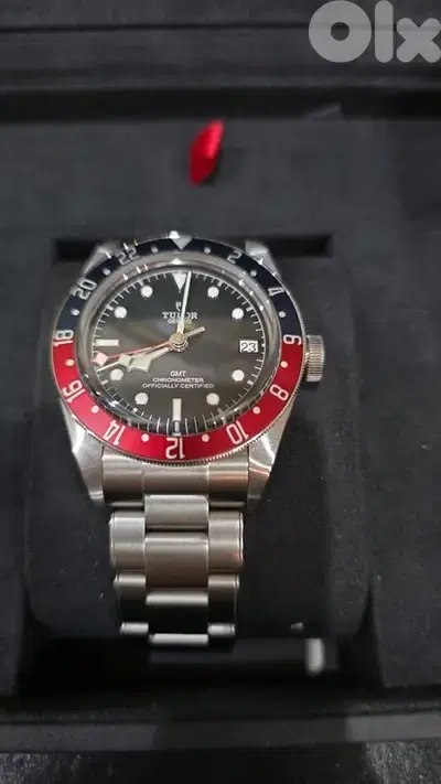 TUDOR BLACK BAY GMT M79830RB-0001