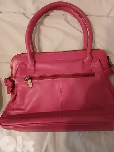 handbags each 20$