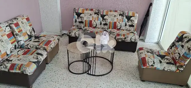 قعدة 03984947