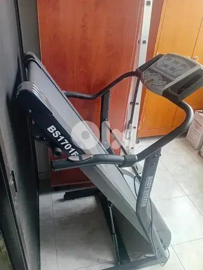 Treadmill Machine – Used in Good Condition | جهاز مشي للبيع