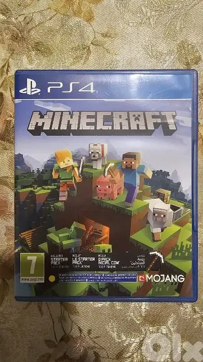 Minecraft PS4 Disc +FREE Uncharted 4