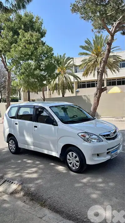 Toyota Avanza 2010