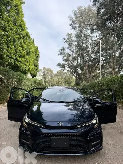 Toyota Corolla SE Low Mileage خارقة من الزوائد