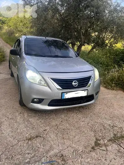 Nissan Sunny 2013