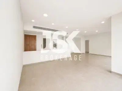 L21271- 170 SQM Office in Prime Location For Rent in Achrafieh, Sodeco