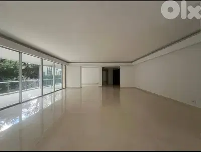 Luxirious Apartment For Sale in Achrafieh / للبيع شقة فخمة في الاشرفية