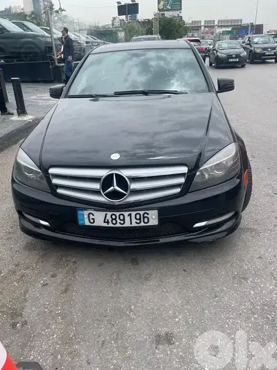 Mercedes-Benz C-Class 2011