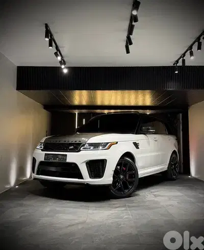 2020 RANGE ROVER SVR CARBON EDITION “CLEAN CARFAX” 37k Miles