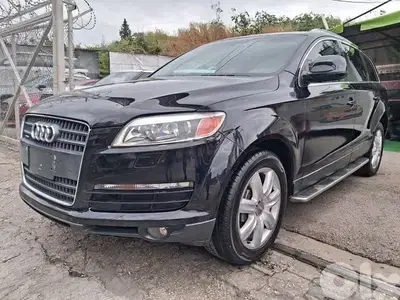 Audi Q7 2007 Quattro full Options  very Clean
