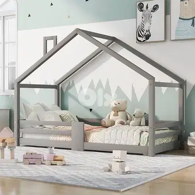 Children's House Bed with Chimney, Fall Protection