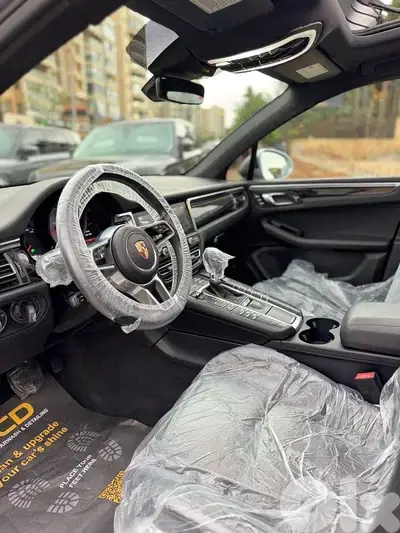 Porsche Macan”S” 2020