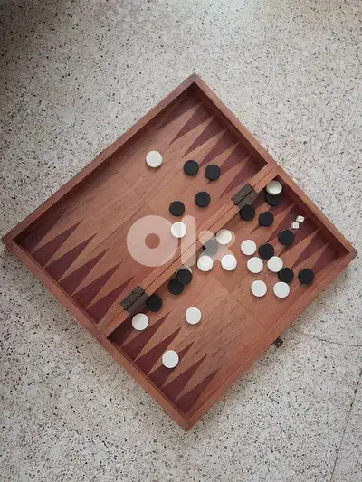 طاولة زهر