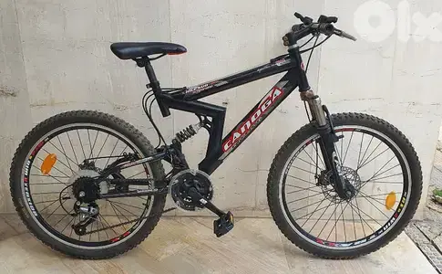Canoga bike 21-speed shimano disc brakes
