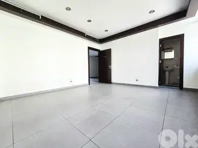 RAO26-5099 Office 230m2 for Rent – Verdun | Prime Location