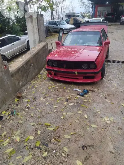بي ام دبليو الفئة 1 1900
