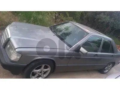 Mercedes-Benz 190 1987