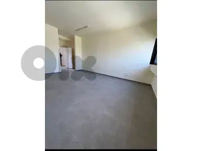 Office for sale or rent in Jbeil