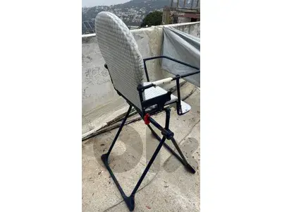 Chair for baby 30$  good condition 03/300118