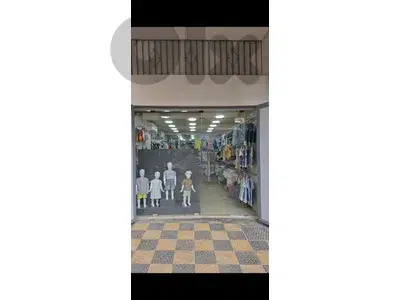 محل ملابس ولادي للبيع