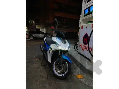Aerox 23 darakji meshye 15k ba3da kayen ma3rad