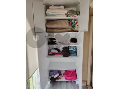 closet white