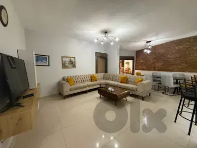 Apartment For Sale Zekrit | شقة للبيع في زكريت