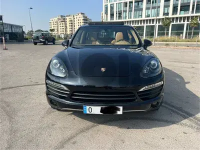 porshe cayenne S 2011 V8