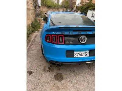 Ford Mustang 2013 premium