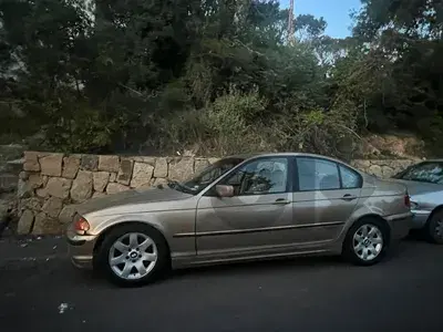 BMW 3-Series 2002 325I
