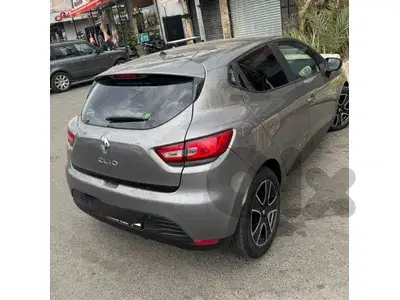Renault Clio 2014 Call: 81011330
