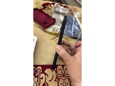 IPHONE 13 0 SCRATCH