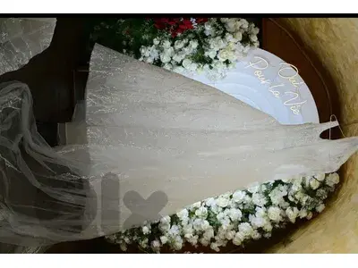 wedding dress