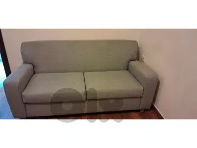 صوفا شبه جديد السعر ١٠٠