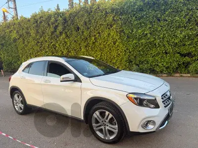 Mercedes-Benz GLA-Class 2018 ,93000mile only بوية الشركة بالكامل