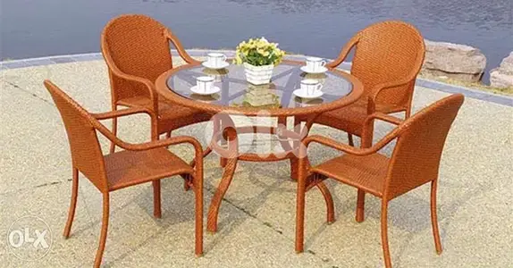 rattan table r1