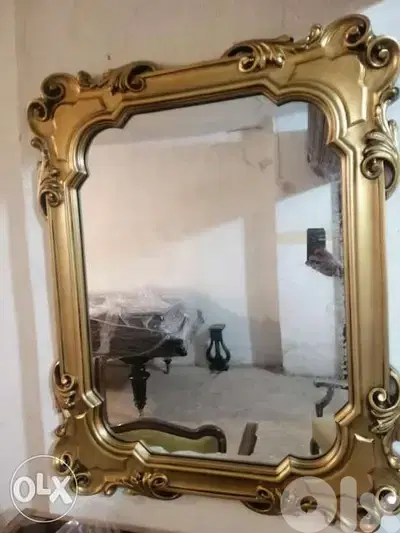 مراية ايطالية خشب مميزة جدا حفر جميل سعر لقطة قياس ٨٠ بي ١٠٠ سم mirror