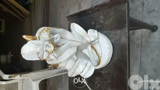 لمبدير بورسلين إيطالي قديم