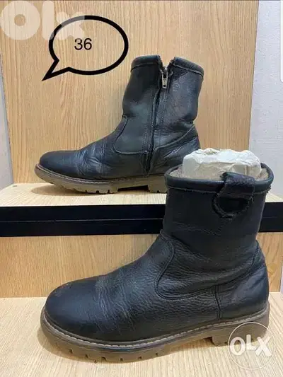 Black bottines size 36