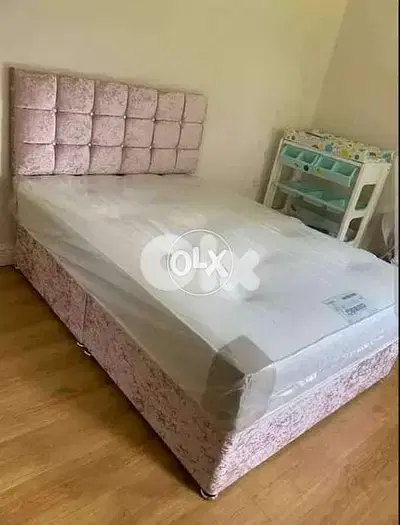 تخت مجوز مع فرشه طبيه