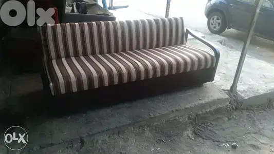 sofa bed. كوع خشب