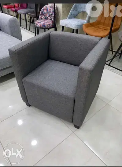 فوتيات وصوفا بيد