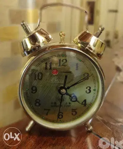 منبه تعبايه قديم vintage windable alarm clock