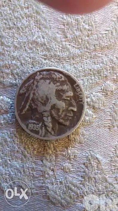 5 Cents Coin USA Indian Head Buffalo Nickel 1935 Very Special and Rare