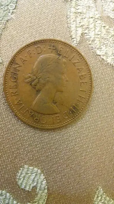 UK Queen Elizabeth II One Penny from year 1962 till 71967 Very special