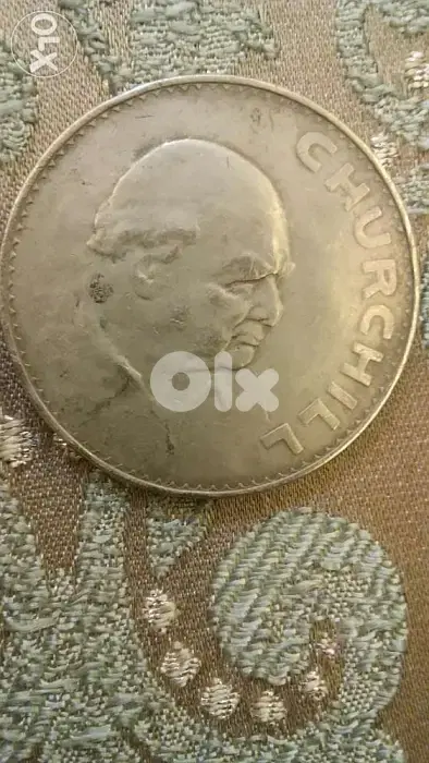 Churchill Commemorative Pound Year 1965 Diameter 40 mm Very Special. .