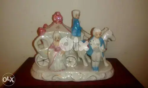italian porcelaine figurine