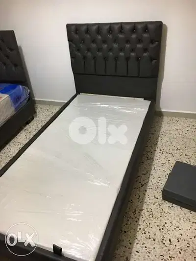 تخت مفرد او مفرد ونص منجد مع فرشه