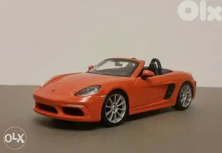 Porsche Boxster 718 diecast car model 1:24.