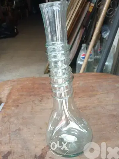 مزهرية زجاج نفخ